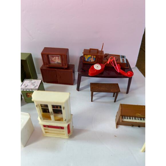 Vtg Doll House Furniture Lot 71+pc   50’s 60’s Ideal Allied Blue Box Marx MPc - Picture 7 of 13